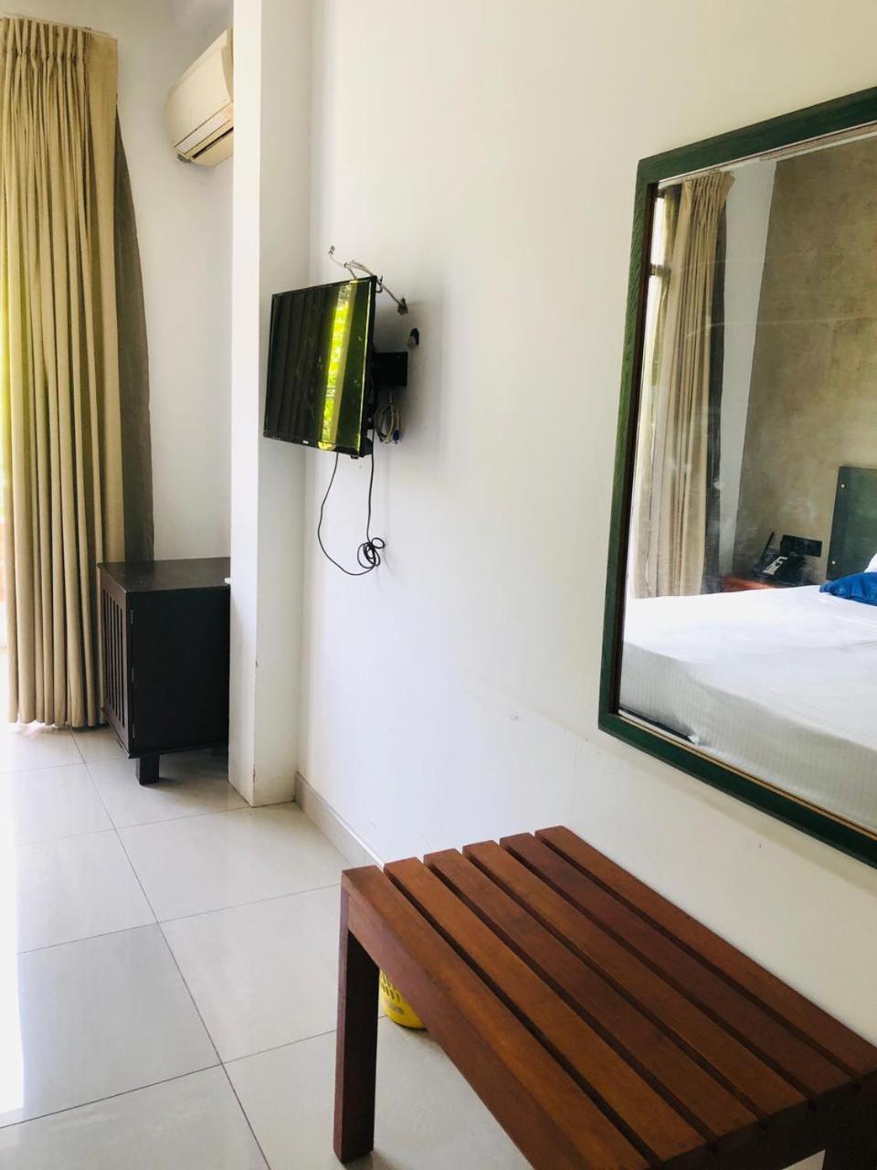 ซัมเมอร์ไซด์เรซิเดนซ์ Hotel เนกอมโบ ห้อง รูปภาพ